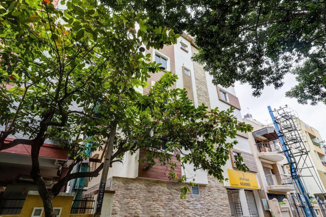 Oyo 81895 Nr Homes Bangalore Eksteriør billede